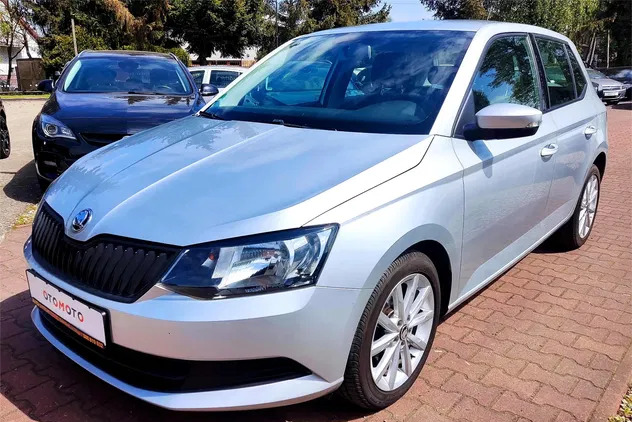 zachodniopomorskie Skoda Fabia cena 28400 przebieg: 135903, rok produkcji 2015 z Golczewo